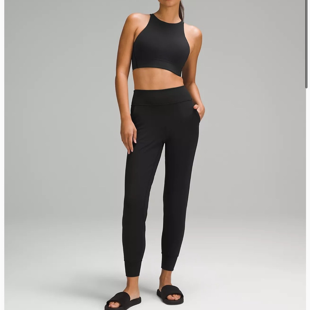 Lululemon Align™ High-Rise Jogger
Full Length
